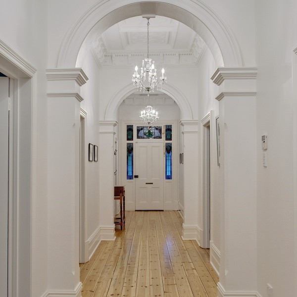 Hyde Park - Hallway